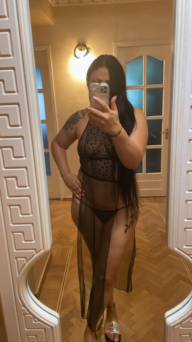 Prostitute Jasmin - Armenia